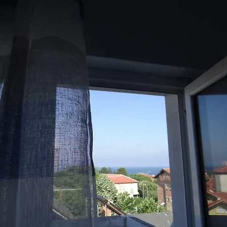Casa de hóspedes Приятели