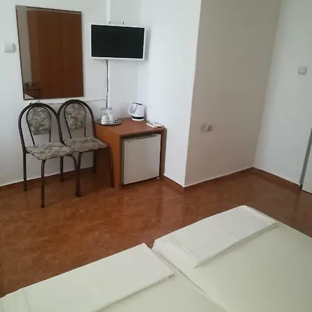 Casa de hóspedes Приятели *